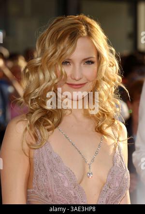 Mai 2004; Hollywood, Kalifornien, USA; bei der „Raising Helen“ LA Premiere im El Capitan Theatre. (Bild: Lisa O'Connor/ZUMAPRESS.com) Stockfoto