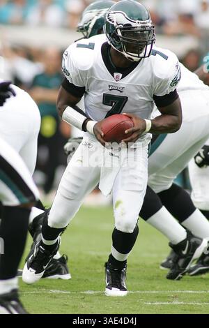 September 2010 - Jacksonville, Florida, Vereinigte Staaten von Amerika - Philadelphia Eagles Quarterback Michael Vick (Credit Image: David Rosenblum/SGM/ZUMAPRESS.com) Stockfoto