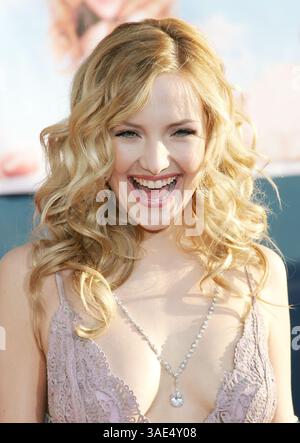 Mai 2004; Hollywood, CA, USA; Schauspielerin KATE HUDSON bei der Premiere von „Raising Helen“ im El Capitan Theatre. (Bild: Rena Durham/ZUMAPRESS.com) Stockfoto