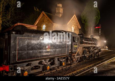 BR '4MT' 4-6-0 No. 75069, Bahnhof Hampton Loade, Severn Valley Railway, Shropshire, England, UK Stockfoto