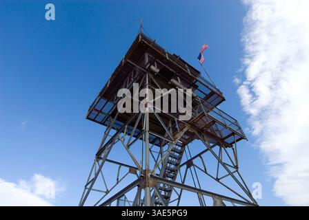 Oktober 2009 - San Diego, Kalifornien, USA - Ein Feuerwehrturm der U.S. Forest Service im Cleveland National Forest 50 Meilen östlich von San Diego (Bild: Earl S. Cryer/ZUMAPRESS.com) Stockfoto