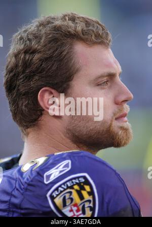 Baltimore Ravens OLB Paul Kruger (99). Baltimore Ravens besiegt die Houston Texans 29-14 am 16. Oktober 2011 im M&T Bank Stadium in Baltimore, MD. Foto: Mike Buscher/ Cal Sport Media(Credit Image: © Mike Buscher/Cal Sport Media/ZUMAPRESS.com) Stockfoto