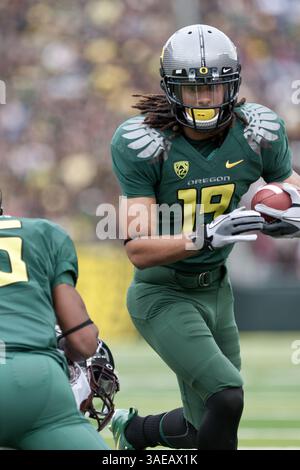 17. September 2011: Eric Dungy #19 in Aktion während des NCAA Football Spiels zwischen den Oregon Ducks und Southern Missouri im Autzen Stadium, Eugene OR (Credit Image: © Larry C. Lawson/Cal Sport Media/ZUMAPRESS.com) Stockfoto