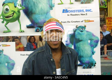 Oktober 2001; Los Angeles, CA, USA; Sänger SISQO bei der Premiere von „Monsters Inc.“. (Bild: Robert Millard/ZUMAPRESS.com) Stockfoto