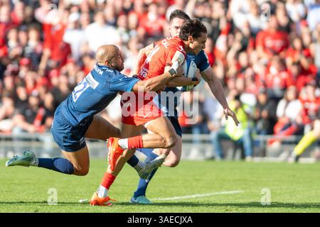 Toulouse, Frankreich. April 2025. Ange Capuozzo aus Toulouse während des Champions Cup, Achtelfinale des Rugby-union-Spiels zwischen Stade Toulousain und Sale Sharks am 6. April 2025 im Stadion in Toulouse, Frankreich - Foto Nathan Barange/DPPI Credit: DPPI Media/Alamy Live News Stockfoto