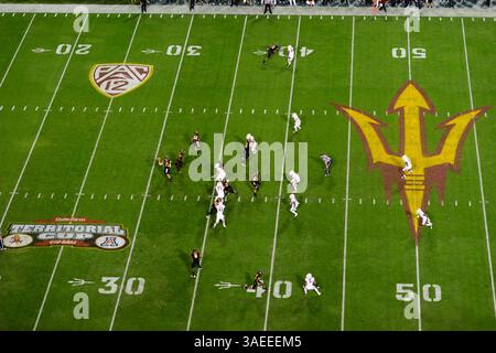 19. November 2011: Die Arizona State Sun Devils in Aktion während eines NCAA Football-Spiels zwischen den Arizona State University Sun Devils und den Arizona Wildcats im Sun Devil Stadium in Tempe, Arizona, gewonnen von den Wildcats, 31-27(Credit Image: © Max Simbron/Cal Sport Media/ZUMAPRESS.com) Stockfoto