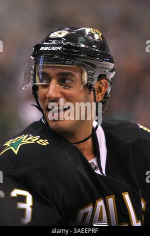 21. November 2011: Dallas, Texas, USA: Mike Ribeiro (63), der die Dallas Stars bei der Aktion zwischen den Dallas Stars und Edmonton Oilers spielte. Dallas besiegt Edmonton 4-1 im American Airlines Center (Foto: © Andrew Dieb/Southcreek/ZUMAPRESS.com) Stockfoto