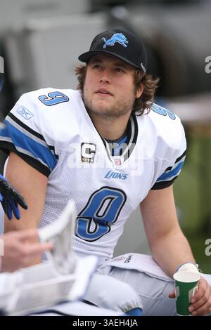 18. Dezember 2011 – Oakland, CA, USA – 18. Dezember 2011; Matthew Stafford #9 der Lions während des Spiels. Die Detroit Lions besiegten die Oakland Raiders mit 28-27 Punkten im Oakland Coliseum in Oakland, CA. (Bild: © Paul Lane/ZUMAPRESS.com) Stockfoto