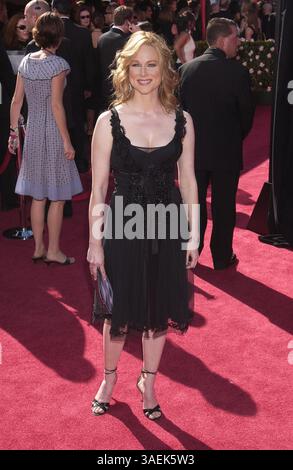 September 2004; Los Angeles, CA, USA; EMMYS 2004: LAURA LINNEY kommt bei der 56. jährlichen Primetime Emmy Awards im Shrine Auditorium in Los Angeles an. . (Bild: Paul Fenton/ZUMAPRESS.com) Stockfoto