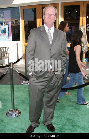 Juni 2008 – Los Angeles, Kalifornien, USA – Schauspieler WILLIAM HURT bei der Weltpremiere „The Incredible HULK“ im Gibson Amphitheatre, Universal Studios (Bild: Paul Fenton/ZUMAPRESS.com) Stockfoto