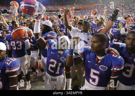 9. September 2011 - Gainesville, FL, USA - Florida feiert seinen Sieg 39-0 über die University of Alabama-Birmingham im Ben Hill Griffin Stadium in Gainesville, Florida, am Samstag, den 10. September 2011. (Bild: © Gary W. Green/Orlando Sentinel/MCT/ZUMAPRESS.com) Stockfoto