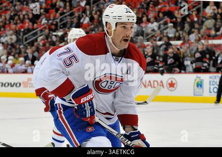November 2011: Raleigh, North Carolina, USA S - Canadiens besiegte die Hurricanes 4-3 im RBC Center in Raleigh North Carolina. (Bild: © Anthony Barham/Southcreek/ZUMAPRESS.com) Stockfoto