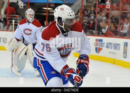 November 2011: Raleigh, North Carolina, USA S - Montreal Canadiens Defenseman P. K. Subban (76) Canadiens besiegte die Hurricanes 4-3 im RBC Center in Raleigh North Carolina. (Bild: © Anthony Barham/Southcreek/ZUMAPRESS.com) Stockfoto