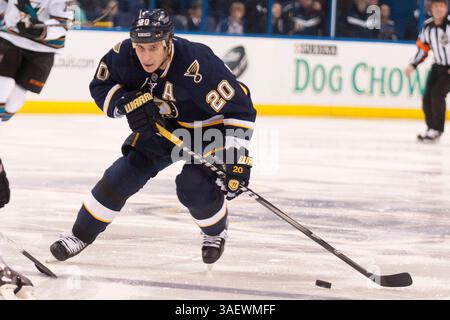Alexander Steen (20) von den St. Louis Blues während des NHL Regular Season Spiels zwischen den San Jose Sharks gegen die St. Louis Blues im Scott Trade Center in St. Louis MO. (Bild: © Danny Reise/Cal Sport Media/ZUMAPRESS.com) Stockfoto