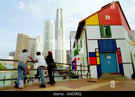 Juli 1997; Singapur, Singapur; Blick vom 'Clarke Quay' zum zentralen Geschäftsviertel. (Kreditbild: Dvir Bar-Gal/ZUMAPRESS.com) Stockfoto