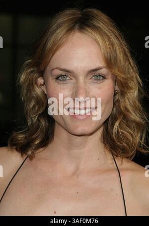 März 2005; Hollywood, CA, USA; Schauspielerin AMBER VALLETTA bei der „Guess Who“-Premiere im Grauman's Chinese Theatre. Stockfoto