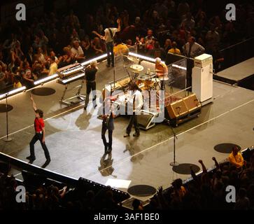 Oktober 2005; Washington, DC, USA; Rock & Roll Legends DIE ROLLING STONES treten live im MCI Center in der Hauptstadt der Nationen auf, während dort 2005 Bigger Bang Tour einen Halt in Washington macht. Obligatorischer Credit: Foto von Jason Moore/ZUMA Press. (©) Copyright 2005 von Jason Moore Stockfoto