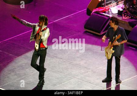 Oktober 2005; Washington, DC, USA; Rock & Roll Legends DIE ROLLING STONES treten live im MCI Center in der Hauptstadt der Nationen auf, während dort 2005 Bigger Bang Tour einen Halt in Washington macht. Obligatorischer Credit: Foto von Jason Moore/ZUMA Press. (©) Copyright 2005 von Jason Moore Stockfoto
