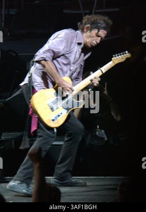Oktober 2005; Washington, DC, USA; Rock & Roll Legends DIE ROLLING STONES treten live im MCI Center in der Hauptstadt der Nationen auf, während dort 2005 Bigger Bang Tour einen Halt in Washington macht. Obligatorischer Credit: Foto von Jason Moore/ZUMA Press. (©) Copyright 2005 von Jason Moore Stockfoto