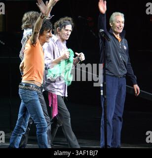 Oktober 2005; Washington, DC, USA; Rock & Roll Legends DIE ROLLING STONES treten live im MCI Center in der Hauptstadt der Nationen auf, während dort 2005 Bigger Bang Tour einen Halt in Washington macht. Obligatorischer Credit: Foto von Jason Moore/ZUMA Press. (©) Copyright 2005 von Jason Moore Stockfoto