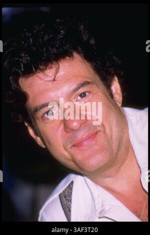 Januar 1996; Hollywood, CA, USA; Schauspieler ROBERT PASTORELLI nimmt an der VSDA Convention Teil. (Michelson - Hutchins/1996) Stockfoto