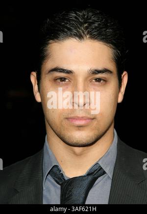 März 2005; Hollywood, CA, USA; Schauspieler WILMER VALDERRAMA bei der „Guess Who“-Premiere im Grauman's Chinese Theatre. Stockfoto