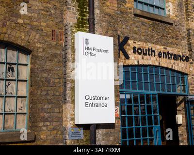 Kundeneingang, HM Passport Office, Docklands, London, England, GROSSBRITANNIEN, GB. Stockfoto