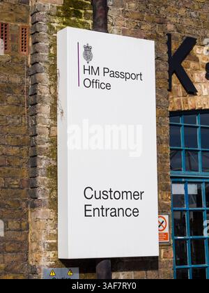 Kundeneingang, HM Passport Office, Docklands, London, England, GROSSBRITANNIEN, GB. Stockfoto