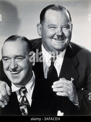 Juni 1942; Hollywood, Kalifornien, USA; 1942, STUDIO: FOX, IM BILD: OLIVER HARDY, STAN LAUREL LAUREL & HARDY. (Kreditbild: Austral/ZUMAPRESS.com) Stockfoto