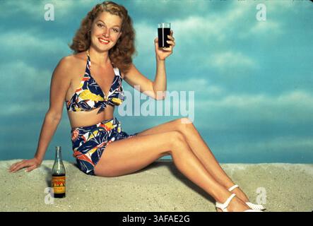 Juni 1942; Hollywood, Kalifornien, USA; 1942, im Bild: ANN SHERIDAN. (Kreditbild: Austral/ZUMAPRESS.com) Stockfoto