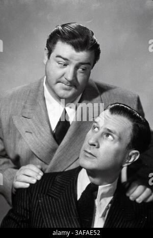 Juni 1951; Hollywood, Kalifornien, USA; 1951, STUDIO: UNIVERSAL, PICTURED: BUD ABBOTT, LOU COSTELLO COMEDY TEAM. (Kreditbild: Austral/ZUMAPRESS.com) Stockfoto