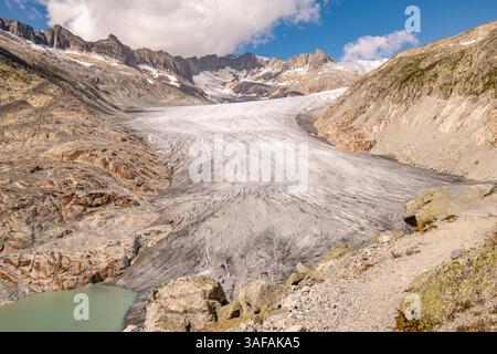 Der Rhône-Gletscher, Quelle des Flusses Rhône und einer der Hauptbeitragenden des Genfer Sees im äußersten Osten der Schweiz, Kanton Wallis. Stockfoto