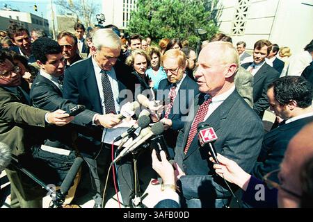 August 1996; Little Rock, Arkansas, USA; er ist Teil des Wildwasser-Skandals, ROBERT FISKE. Whitewater, der populäre Name für ein gescheitertes Arkansas Immobilienunternehmen der Whitewater Development Corp. In den 1970er Jahren waren Gouverneur Bill Clinton und seine Frau Hillary Rodham Clinton Partner; der Name wird auch für die politischen Auswirkungen dieses Projekts verwendet. . (Bild: Spencer Tirey/ZUMAPRESS.com) Stockfoto