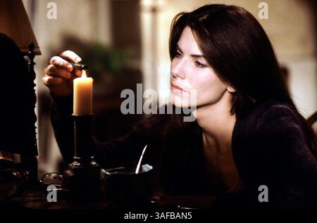 August 2000; Hollywood, CA, USA; Regisseur GRIFFIN DUNE, Produzentin DENISE DI NOVI, Schauspielerin SANDRA BULLOCK (die Hauptrolle der Sally Owens). (Kreditbild: ZUMA Press/ZUMAPRESS.com) Stockfoto