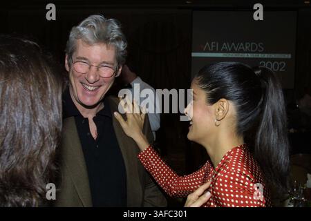 Januar 2003; Los Angeles, CA, USA; Schauspielerin SALMA HAYEK und Schauspieler RICHARD GERE bei den AFI Awards iat The Gour Seasons in Los Angeles. (Kreditbild: ZUMA Press/ZUMAPRESS.com) Stockfoto