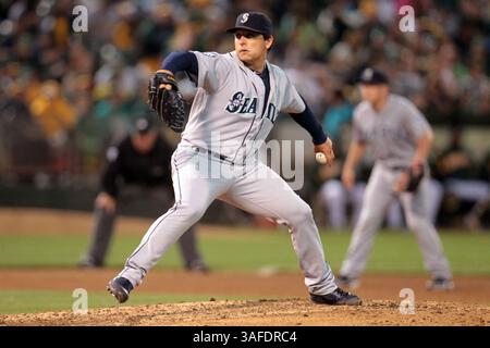 7. Juli 2012 - Oakland, CA, USA - der Starterkrug Jason Vargas der Seattle Mariners liefert am Samstag, den 7. Juli 2012, im sechsten Inning im O.Co Coliseum in Oakland, Kalifornien, gegen die Oakland Athletics. (Bild: © Ray Chavez/Oakland Tribune/MCT/ZUMAPRESS.com) Stockfoto