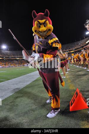 Oktober 2011 . Arizona State Sun Devils Mascot in Aktion während eines Spiels zwischen den Oregon State Beavers und den Arizona State Sun Devils im Sun Devil Stadium in Tempe, Arizona. Arizona State gewinnt 35:20. (Bild: â© Manny Flores/Cal Sport Media/ZUMAPRESS.com) Stockfoto