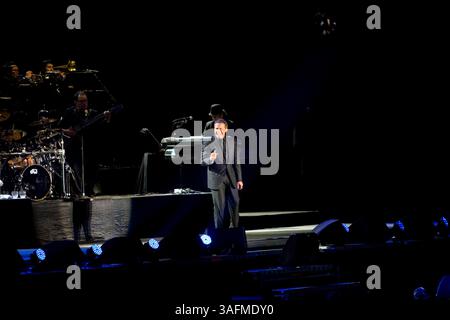 18. März 2012: Caracas, HAUPTSTADT VON DISTRITO, Venezuela: Concierto de Luis Miguel en la Universidad SimÃ³n BolÃ­var. CARACAS 18-02-2012 (LEONARDO NOGUERA / EL NACIONAL). Prohibido el uso o reproducciÃ³n de esta imagen en Venezuela. (Abbildung: © El Nacional/GDA/ZUMAPRESS.com) Stockfoto