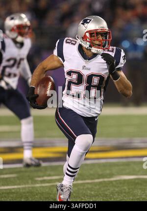 New England Patriots S Steve Gregory gibt im ersten Quartal eine Abhörmeldung zurück. The Baltimore Ravens vs the New England Patriots im M&T Bank Stadium am 23. September 2012 in Baltimore, MD. Foto: Mike Buscher/Cal Sport Media(Credit Image: © Mike Buscher/Cal Sport Media/ZUMAPRESS.com) Stockfoto