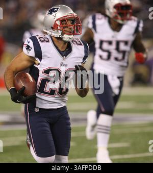 New England Patriots S Steve Gregory gibt im ersten Quartal eine Abhörmeldung zurück. The Baltimore Ravens vs the New England Patriots im M&T Bank Stadium am 23. September 2012 in Baltimore, MD. Foto: Mike Buscher/Cal Sport Media(Credit Image: © Mike Buscher/Cal Sport Media/ZUMAPRESS.com) Stockfoto