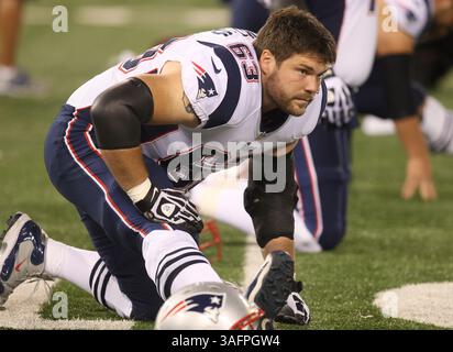 New England Patriots OL Dan Connolly (63). The Baltimore Ravens vs the New England Patriots im M&T Bank Stadium am 23. September 2012 in Baltimore, MD. Foto: Mike Buscher/Cal Sport Media(Credit Image: © Mike Buscher/Cal Sport Media/ZUMAPRESS.com) Stockfoto