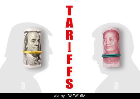 100 Dollar und 100 Yuan auf weißem Hintergrund. Handel und Zollkrieg ZWISCHEN DEN USA und China. Wirtschaftskrise, Inflation und Rohstoffpreiskonzept Stockfoto