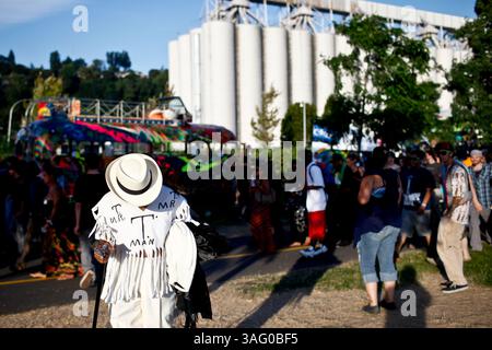 19. August 2012 - Seattle, Washington, USA - die Menschen nehmen an Hempfest in Seattle Teil. Die jährliche Veranstaltung ist das größte Marihuana-Festival des Landes. (Bild: © Nick Adams/ZUMAPRESS.com) Stockfoto