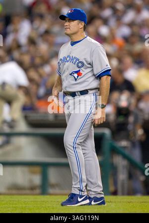 22. August 2012: John Farrell, Manager der Toronto Blue Jays (52), spaziert zum Hügel während der MLB-Spiele zwischen den Toronto Blue Jays und den Detroit Tigers im Comerica Park in Detroit, Michigan. Die Tigers besiegten die Blue Jays mit 3:2. (Bild: © John Mersits/Cal Sport Media/ZUMAPRESS.com) Stockfoto