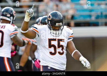 7. Oktober 2012: Chicago Bears Outside Linebacker Lance Briggs (55) feiert, nachdem die Bears in einem NFL-Spiel zwischen den Chicago Bears und den Jacksonville Jaguars auf dem EverBank Field in Jacksonville, Florida, einen Touchdown erzielt haben. Chicago besiegte Jacksonville 41-3. (Bild: © Gray Quetti/Cal Sport Media/ZUMAPRESS.com) Stockfoto