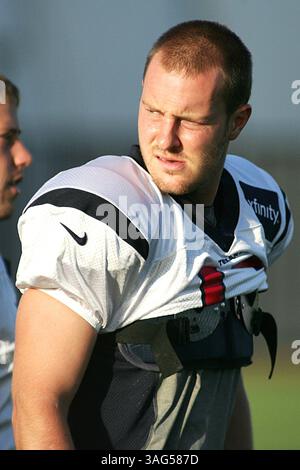 JULI 30 2012: Houston Texans Quarterback T.J. Yates #13 vor Houston Texans' Trainingslager vom Methodist Training Center im Reliant Stadium in Houston, Texas. (Bild: © Erik Williams/Cal Sport Media/ZUMAPRESS.com) Stockfoto