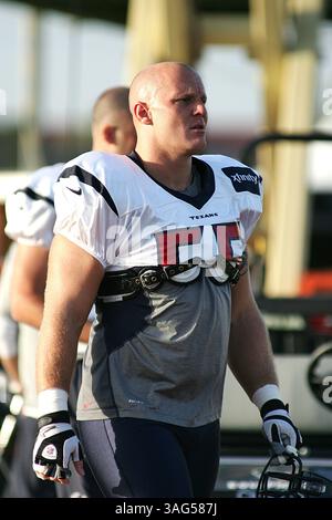 JULI 30 2012: Houston Texans Zentrum Chris Meyers #55 vor Houston Texans Training Camp vom Methodist Training Center im Reliant Stadium in Houston, Texas. (Bild: © Erik Williams/Cal Sport Media/ZUMAPRESS.com) Stockfoto