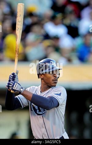 31. Juli 2012: Oakland, CA, USA: Die Tampa Bay Rays B.J. Upton beim Schläger gegen den Oakland Athletics Pitcher Tommy Milone im dritten Inning im O.Co Coliseum in Oakland, Kalifornien, am Dienstag, den 31. Juli 2012. (Bild: © Ray Chavez/Oakland Tribune/MCT/ZUMAPRESS.com) Stockfoto
