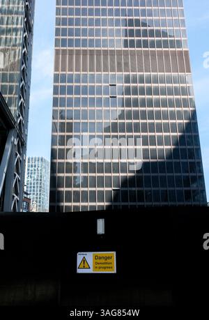 City of London, Großbritannien. April 2025. Trump USA Zölle mit volatilen Märkten. Quelle: Matthew Chattle/Alamy Live News Stockfoto