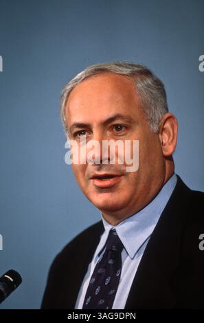 21. Januar 1998 - Washington, DC, USA - israelischer Premierminister Benjamin Netanjahu im National Press Club 21. Januar 1998 in Washington, DC. (Bild: © Richard Ellis/ZUMAPRESS.com) Stockfoto